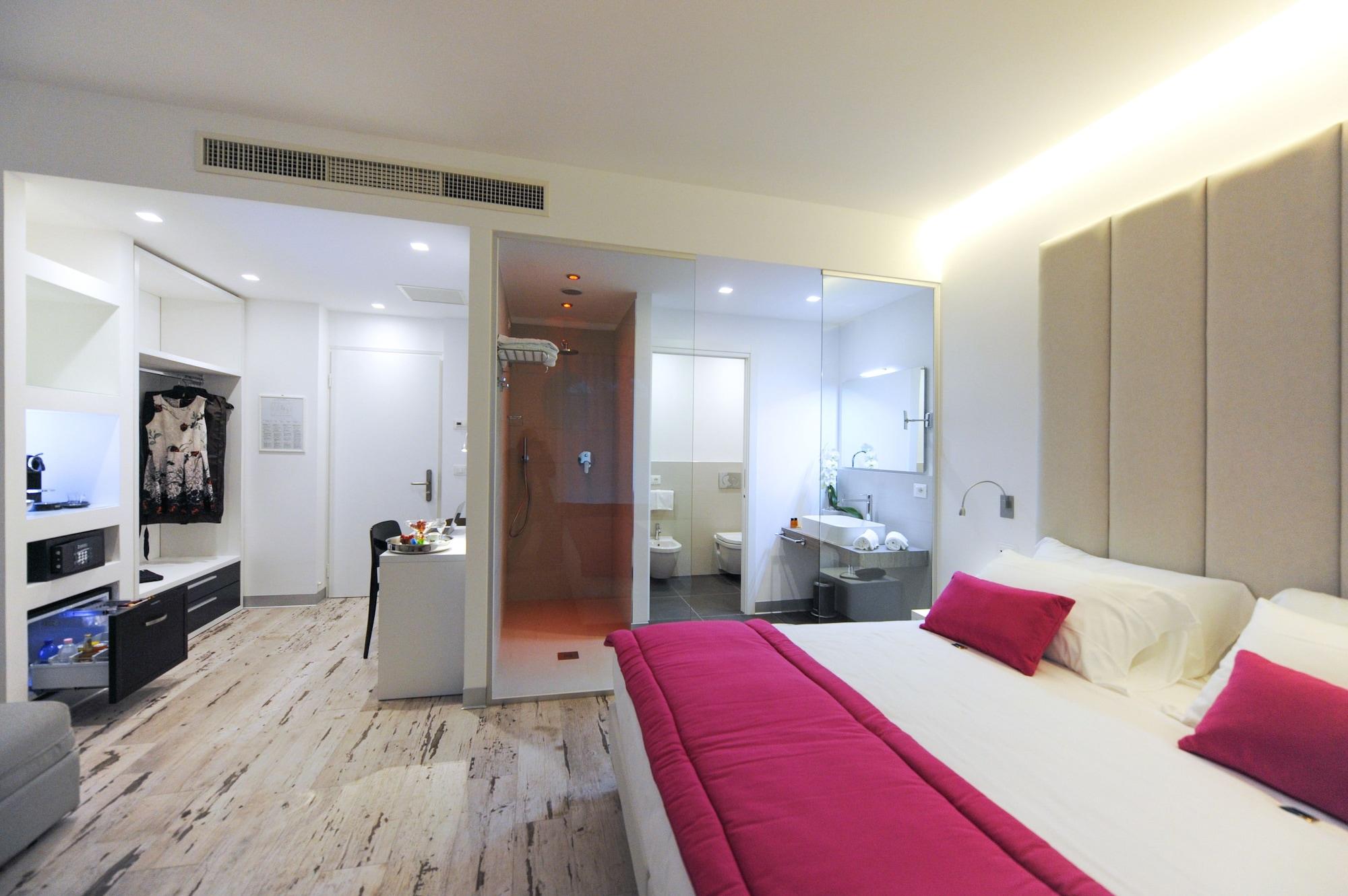 Hotel Lampara لينانو سابيادورو المظهر الخارجي الصورة